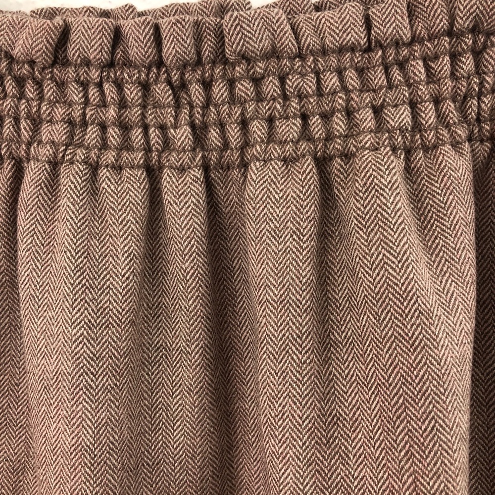 J. Crew herringbone bell skirt in taupe size 0 - Picture 4 of 5